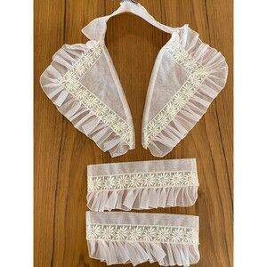 Vintage Collar And Cuffs -- Karyl Lee